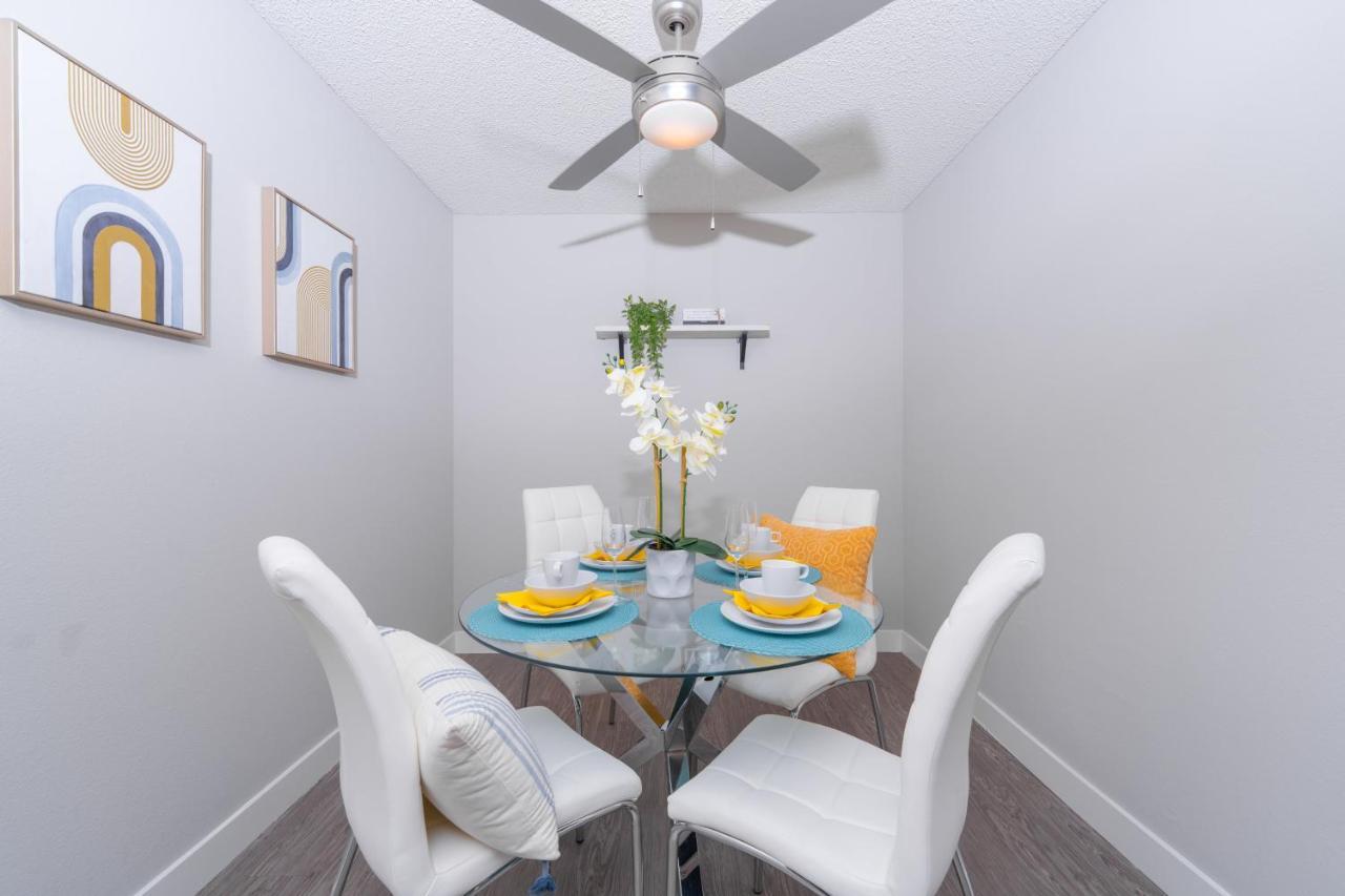 Universal Studios 8 Min Drive Two Bedroom Apartment With Free Parking 洛杉矶 外观 照片
