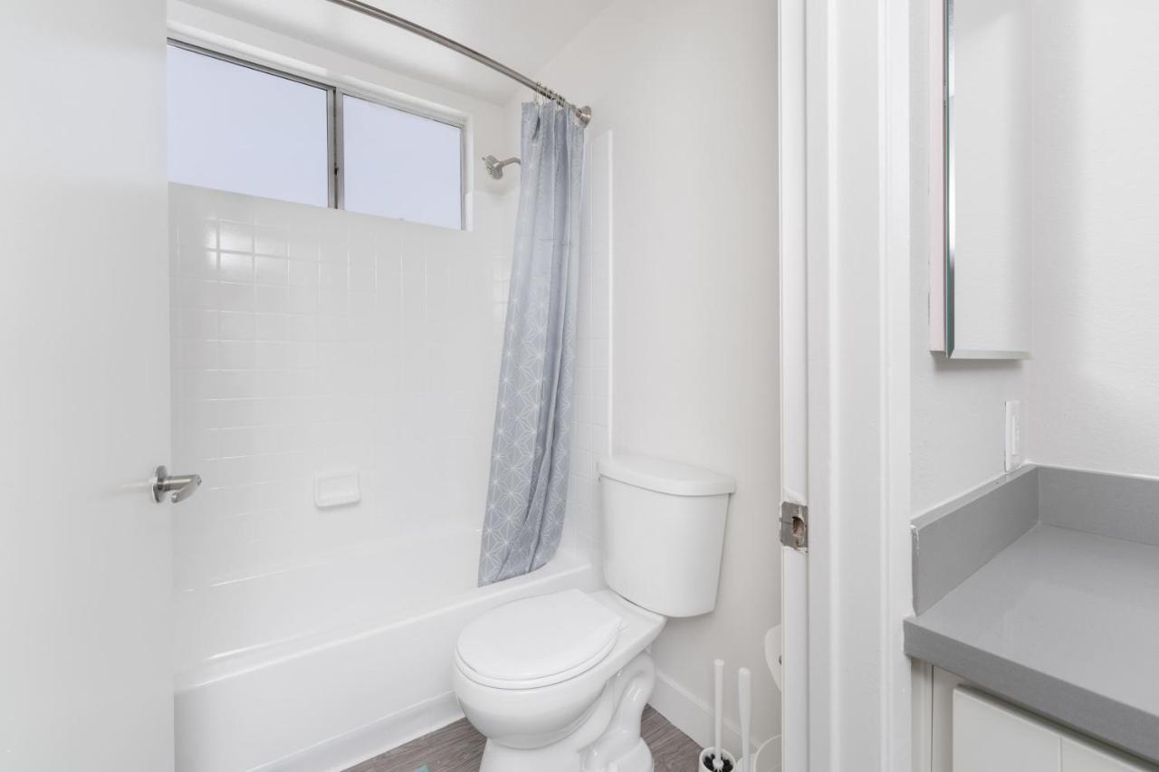 Universal Studios 8 Min Drive Two Bedroom Apartment With Free Parking 洛杉矶 外观 照片